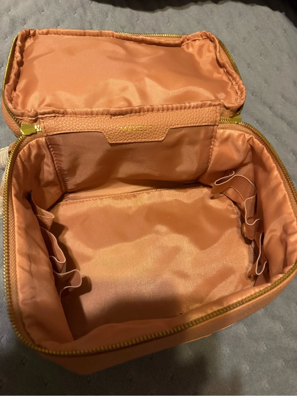 NEW Luxe Rose Textured Leather Double-Zip Cosmetic Case - Picture 8 of 13